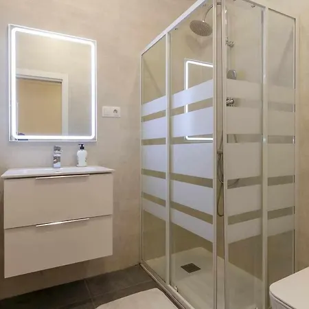 Estrena Glamour Y Guggenheim 毕尔巴鄂